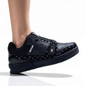 Louis Vuitton Sneakers Monogram Premium